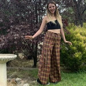 Meet your Posher, Kinara